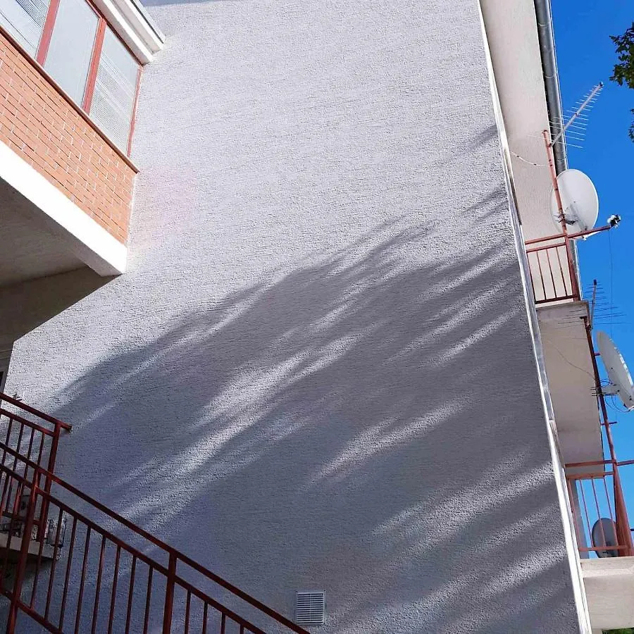 Luky Apartments 0*, Povile Croatia