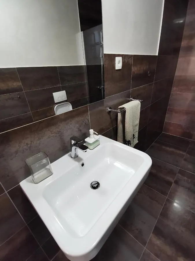 Luky Apartments 0*, Povile Croatia